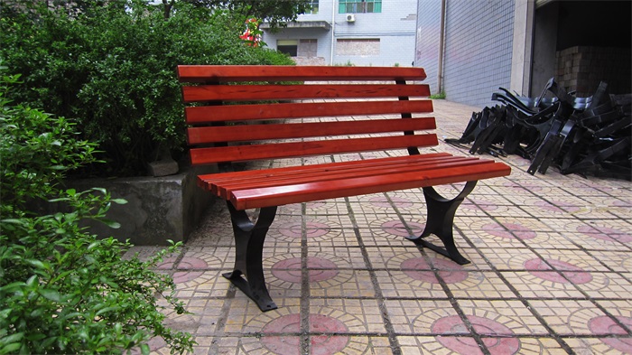 13-B048.jpg 13-B048.jpg